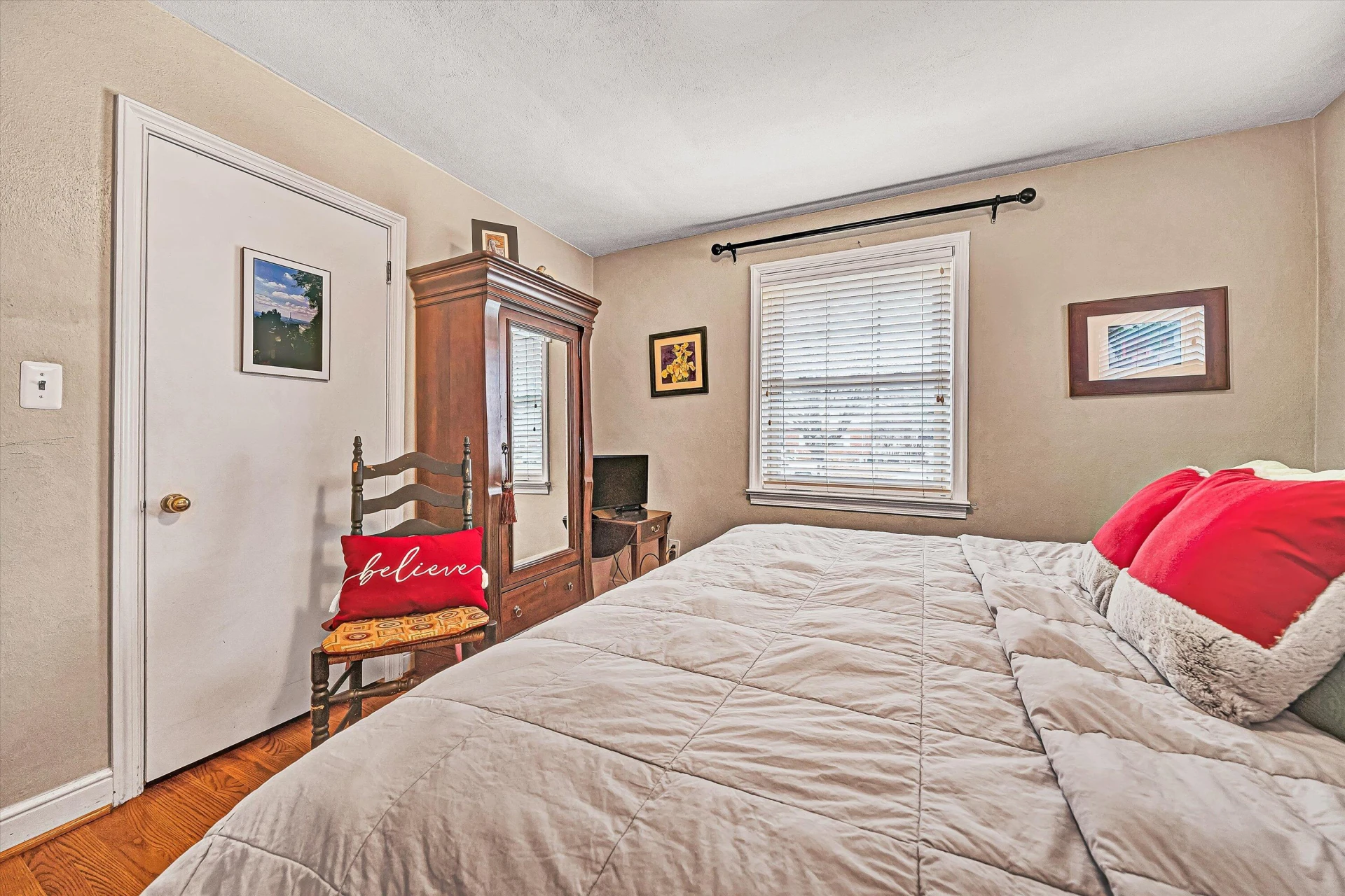 3238 Brandywine AVE - Photo 7