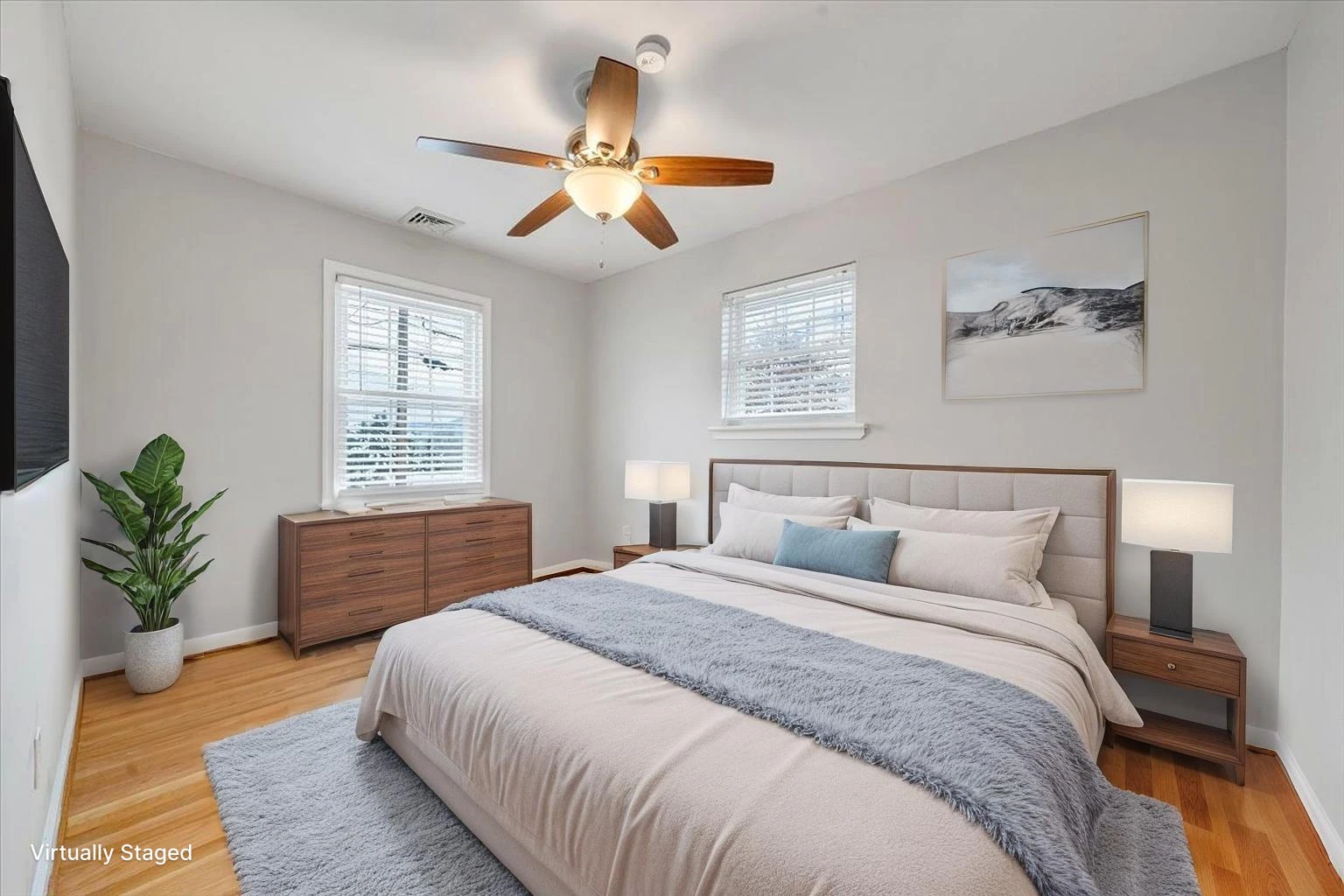 646 Augusta AVE - Photo 36