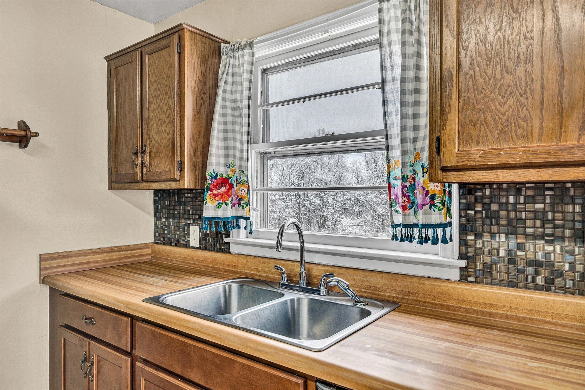 402 Cherryhill RD - Photo 13