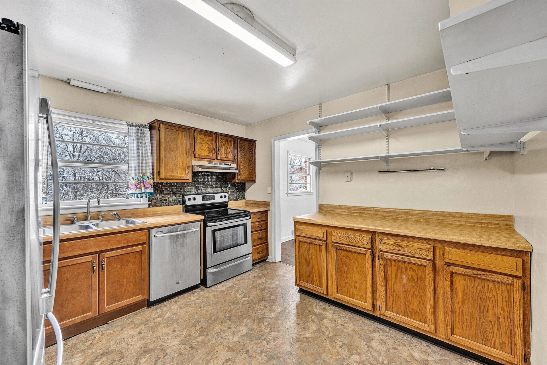 402 Cherryhill RD - Photo 14