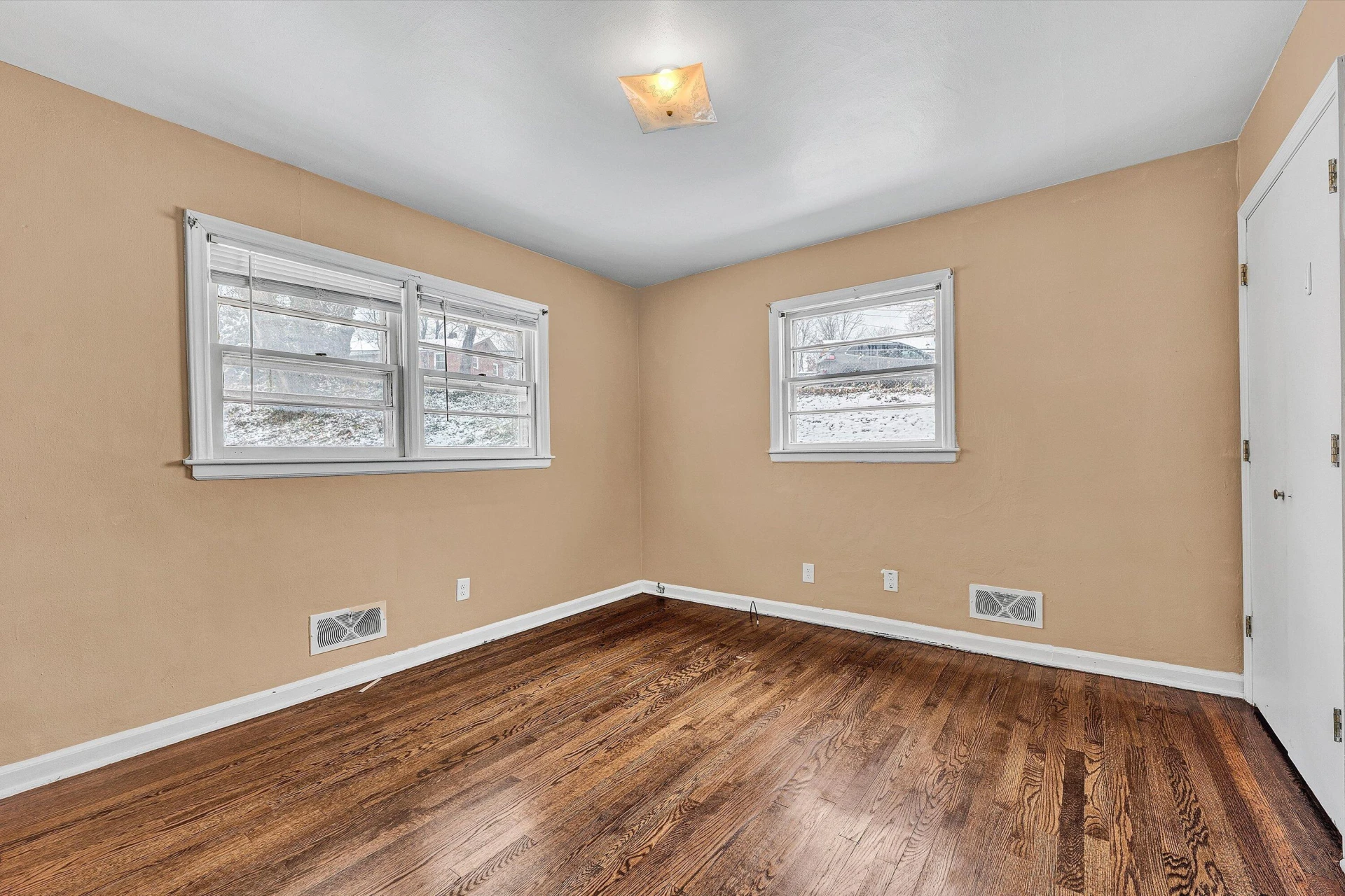 402 Cherryhill RD - Photo 23