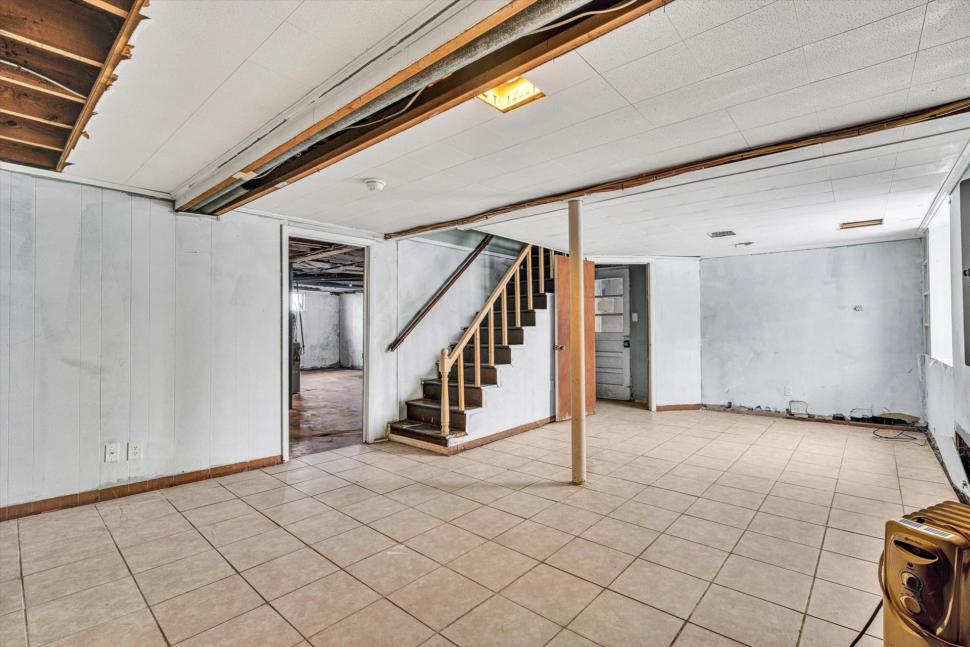 402 Cherryhill RD - Photo 28