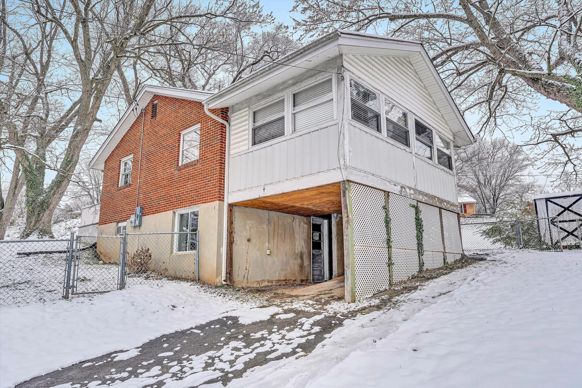 402 Cherryhill RD - Photo 34