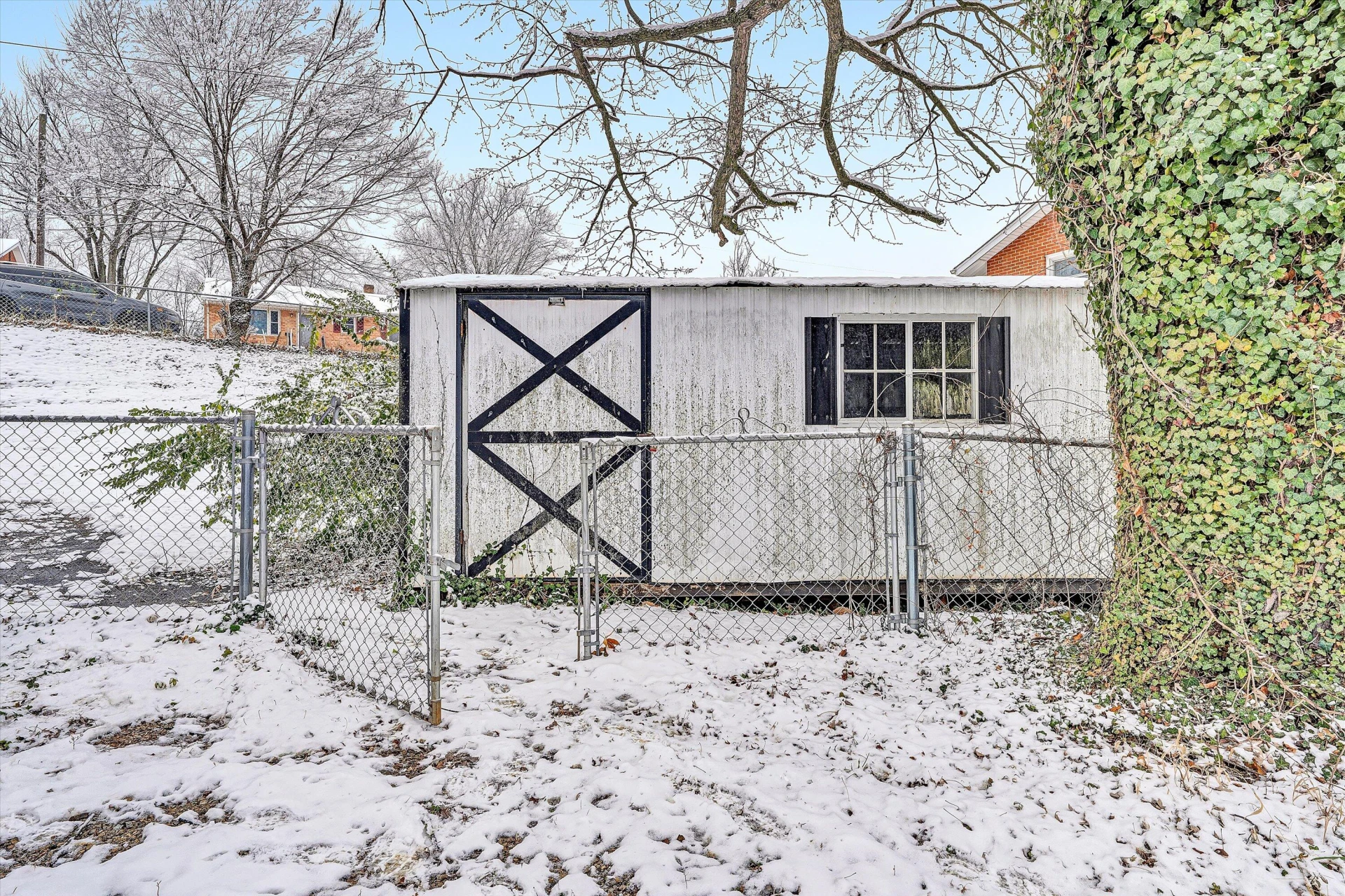 402 Cherryhill RD - Photo 37