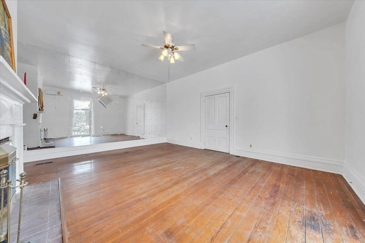 621 10th ST - Photo 30