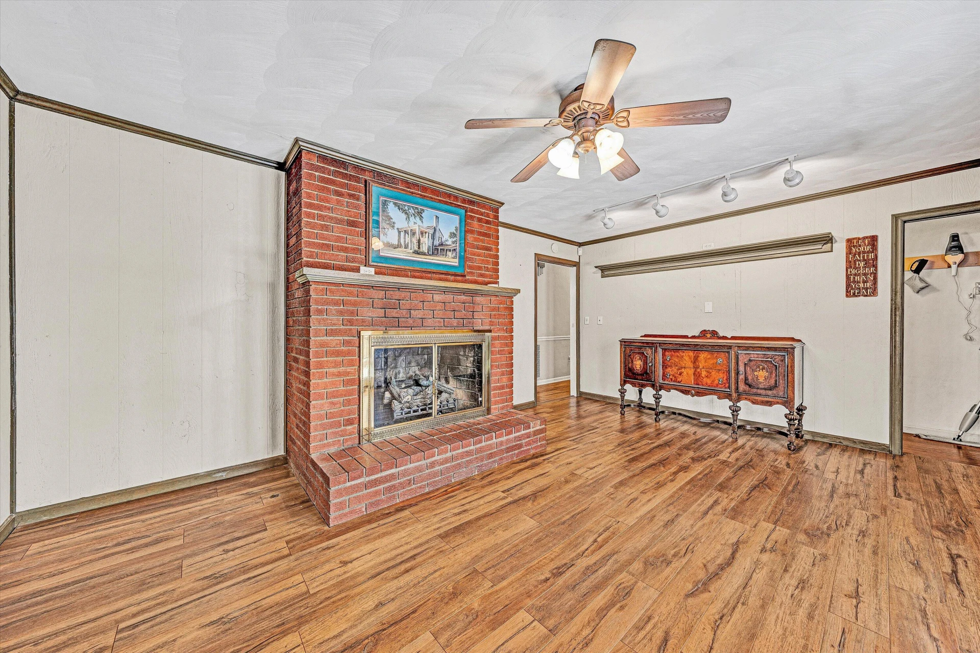 5633 Ferguson DR - Photo 15