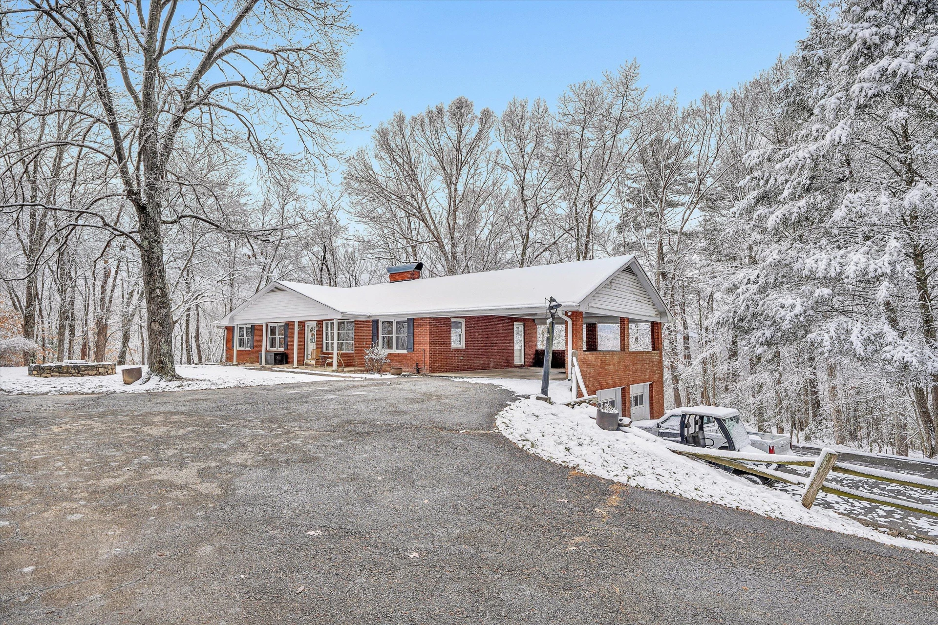 5633 Ferguson DR - Photo 6