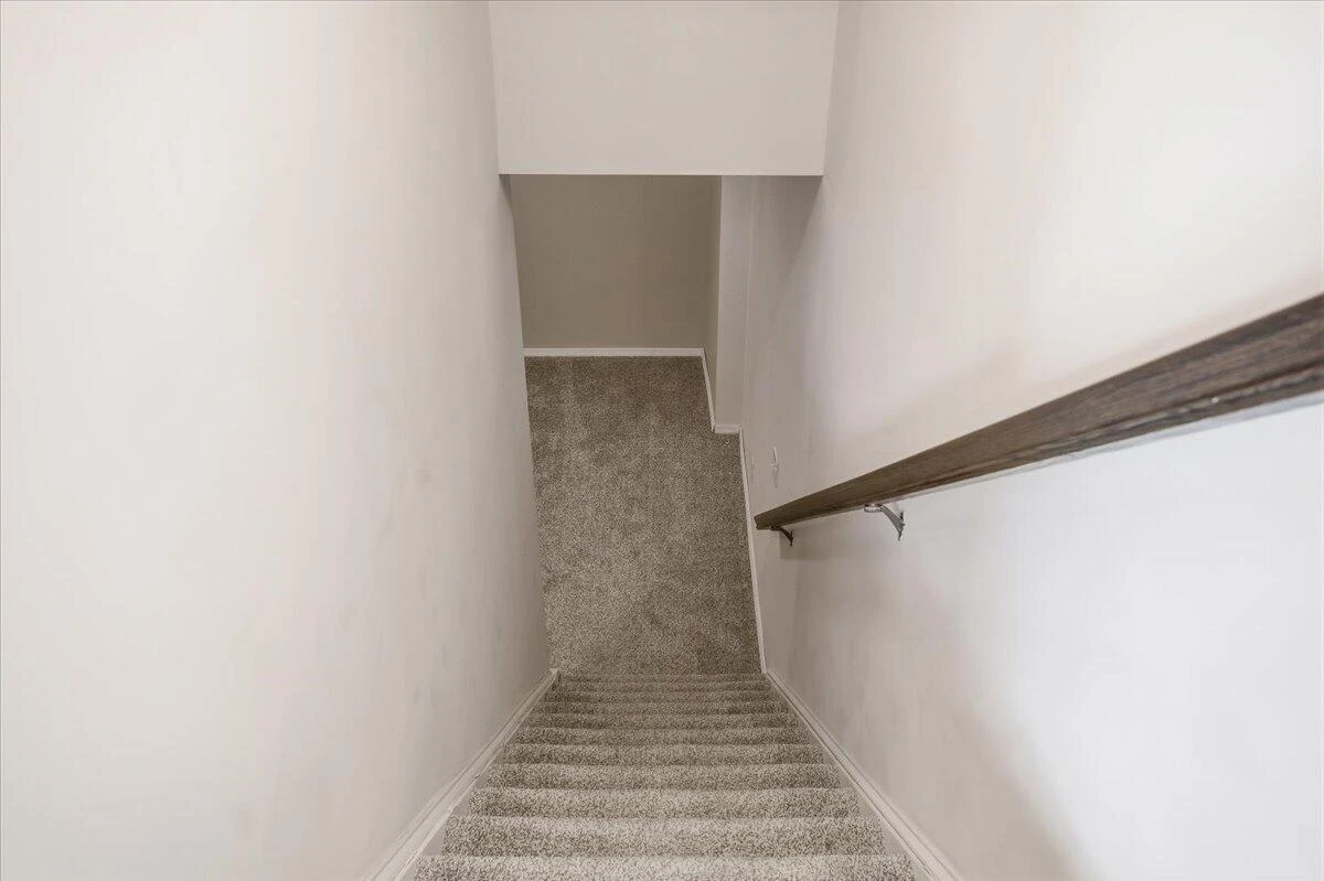 300 Hamilton AVE - Photo 23
