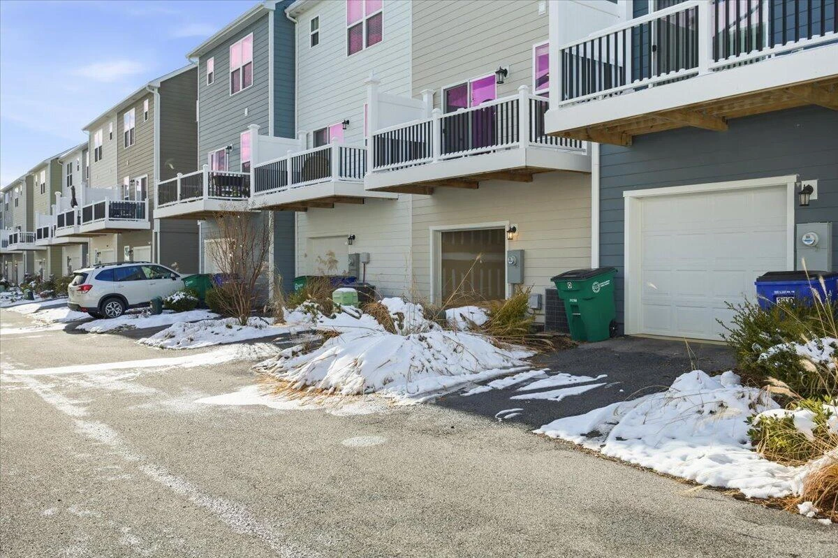 300 Hamilton AVE - Photo 32