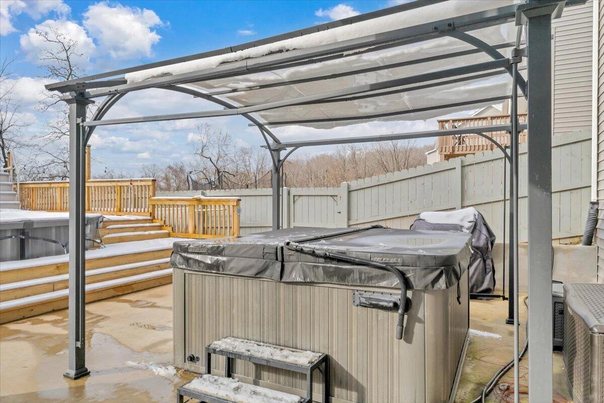2060 Heys LN - Photo 71