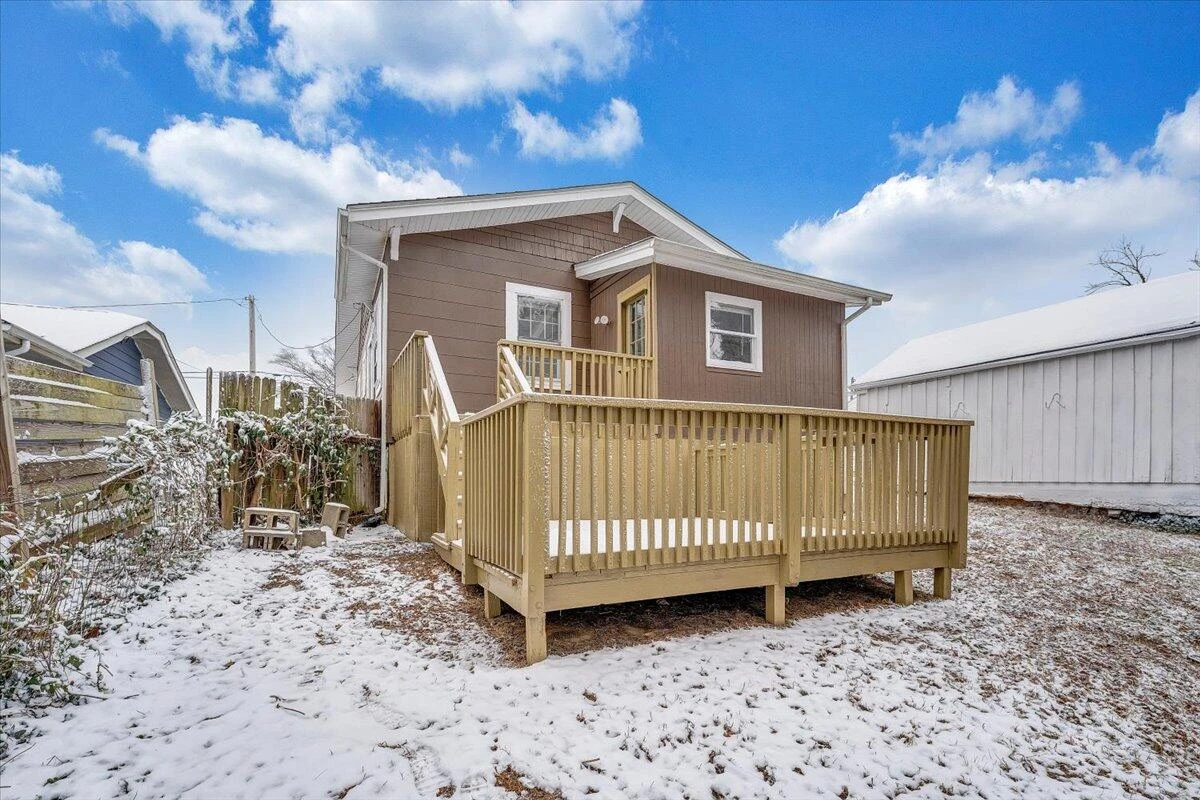1507 Gladstone AVE - Photo 20