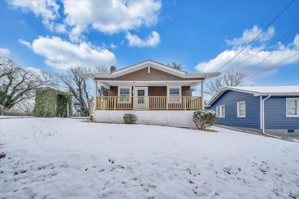 1507 Gladstone AVE - Photo 31