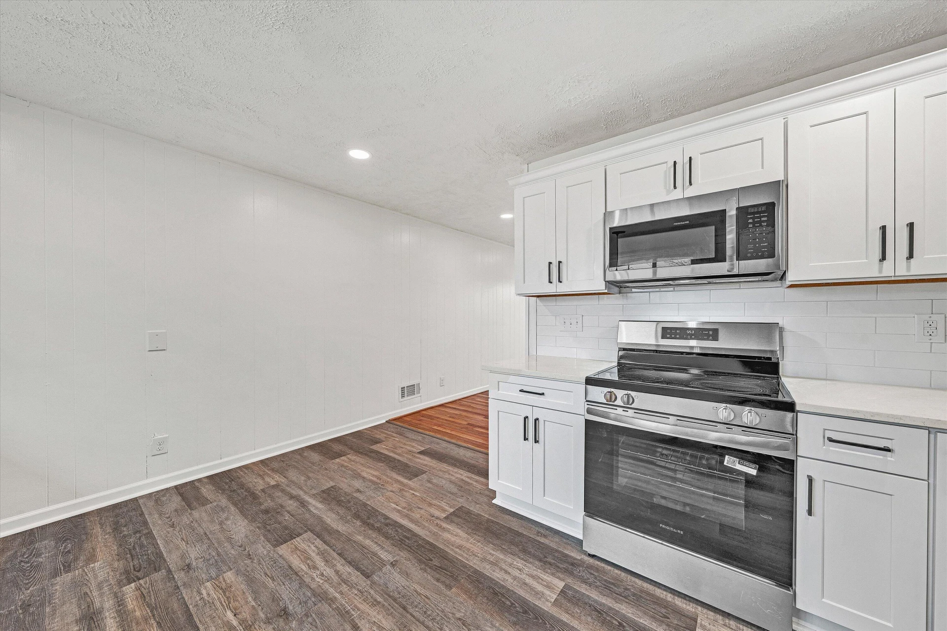 2233 Byrd AVE - Photo 11