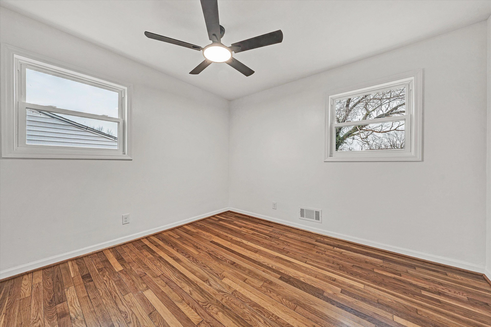 2233 Byrd AVE - Photo 16