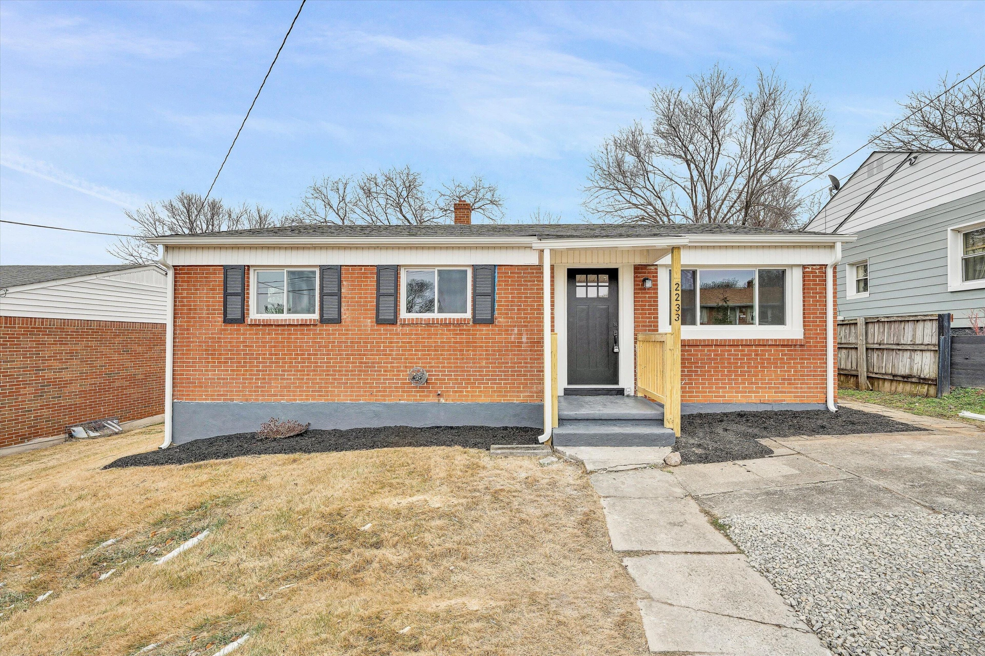 2233 Byrd AVE - Photo 2