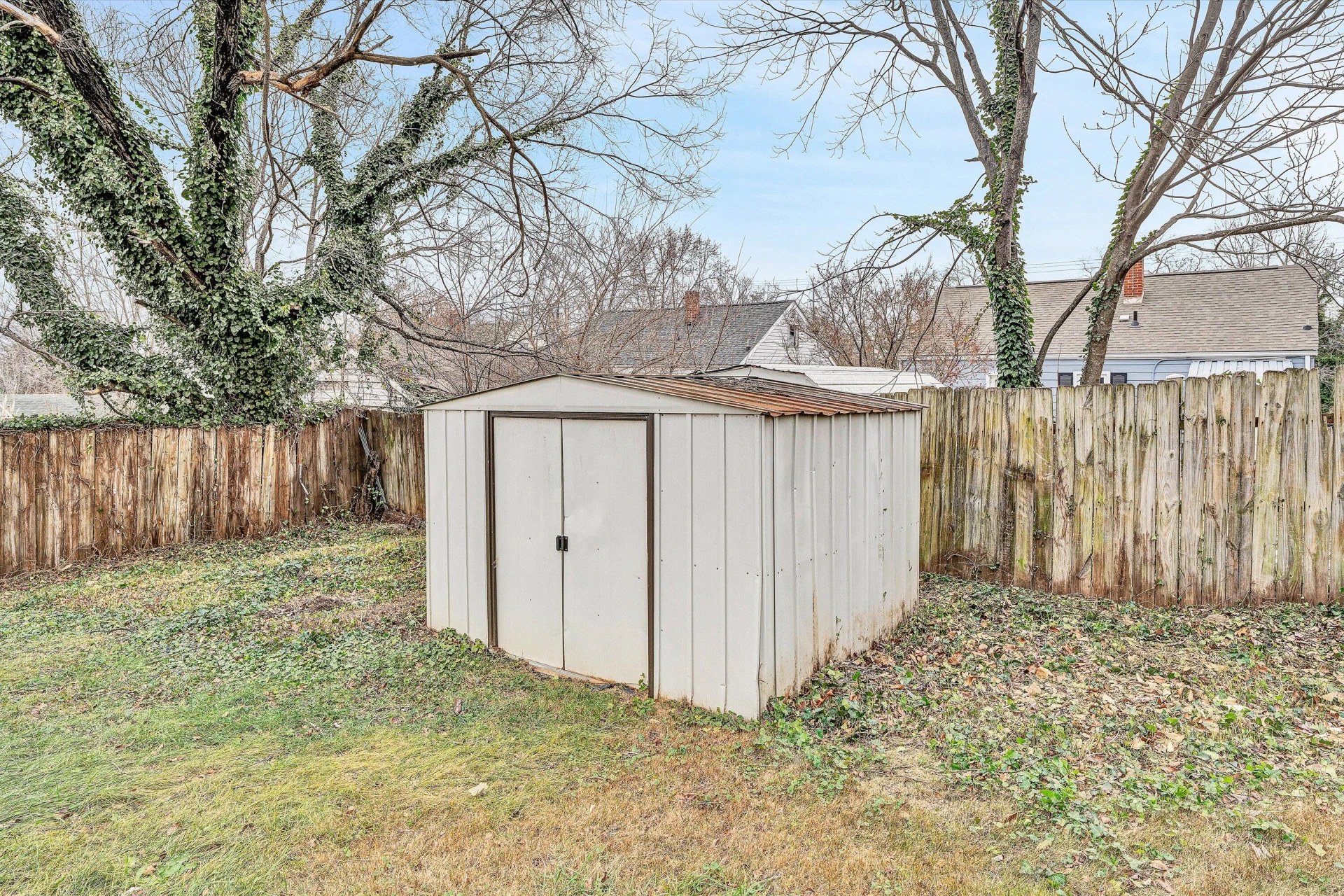 2233 Byrd AVE - Photo 33