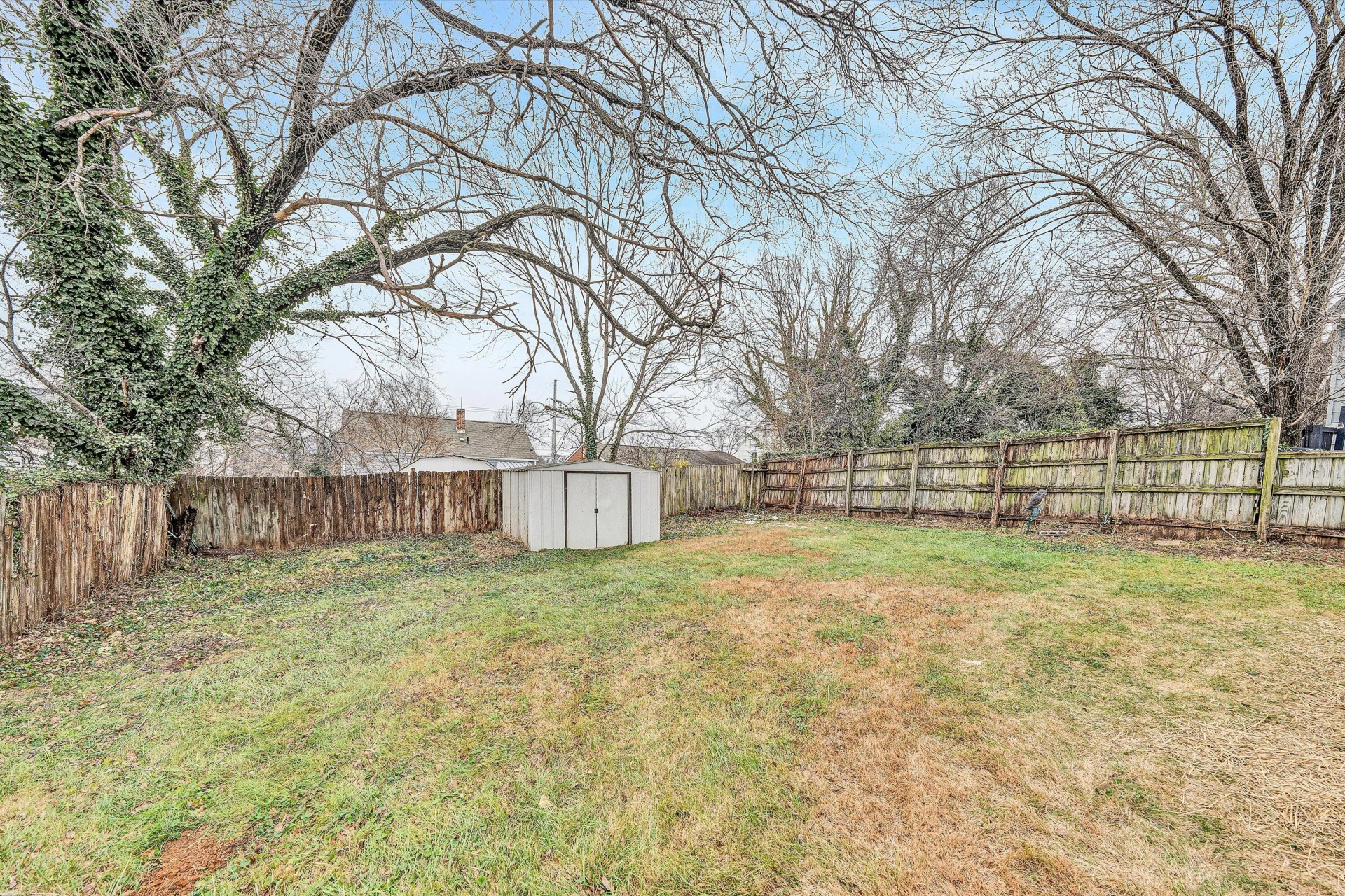 2233 Byrd AVE - Photo 35