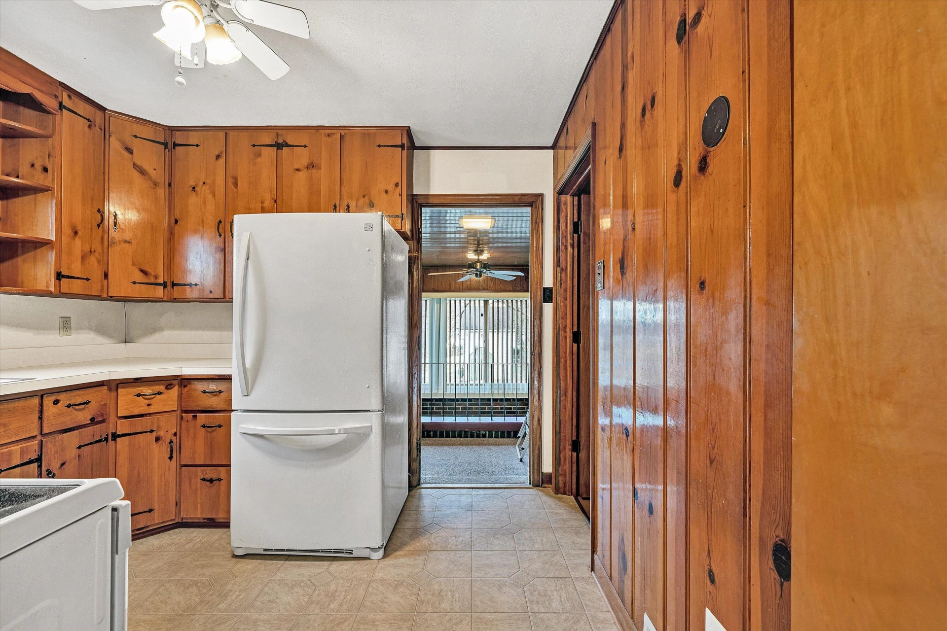 79 Holcombe AVE - Photo 13