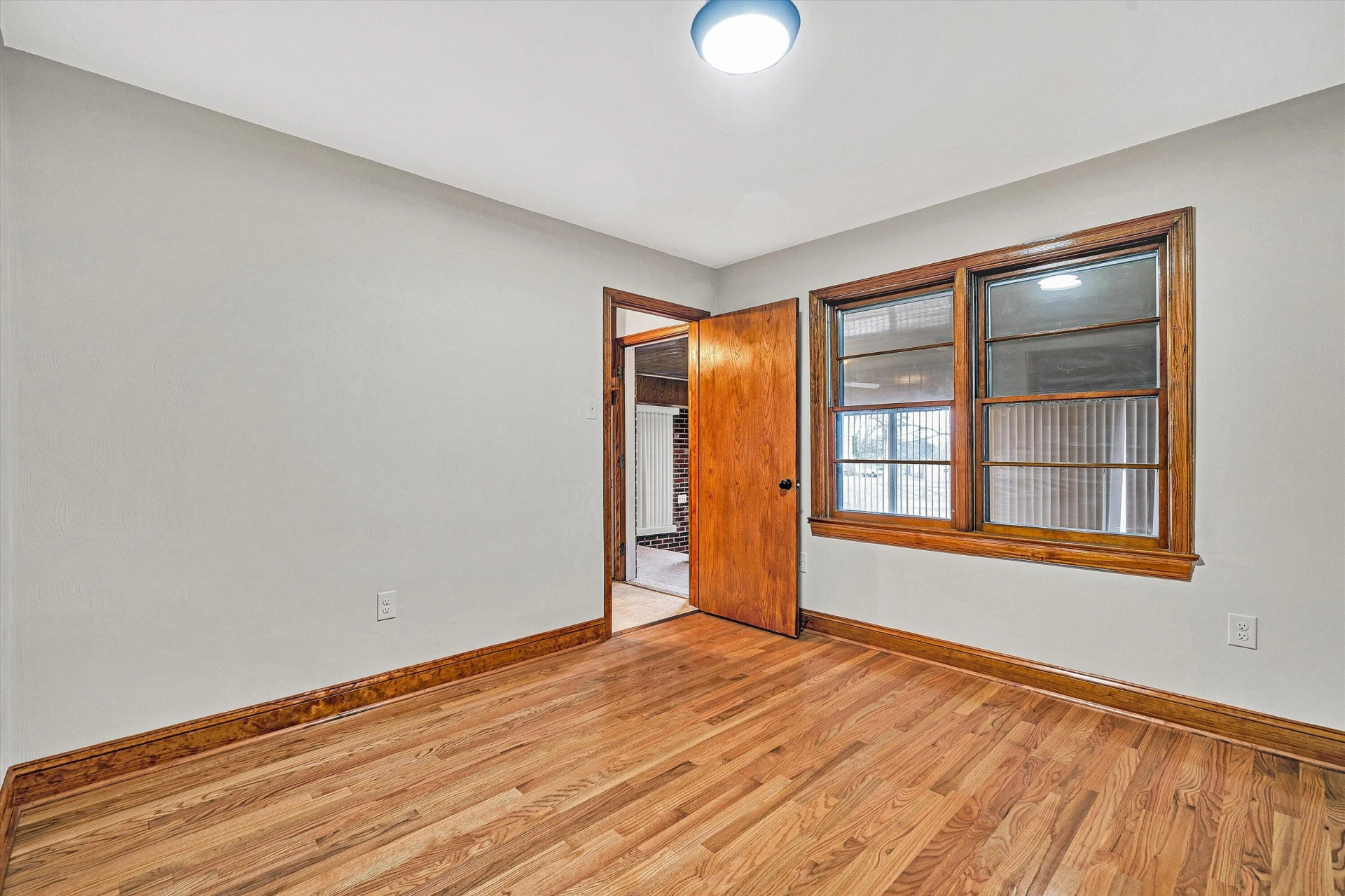 79 Holcombe AVE - Photo 19
