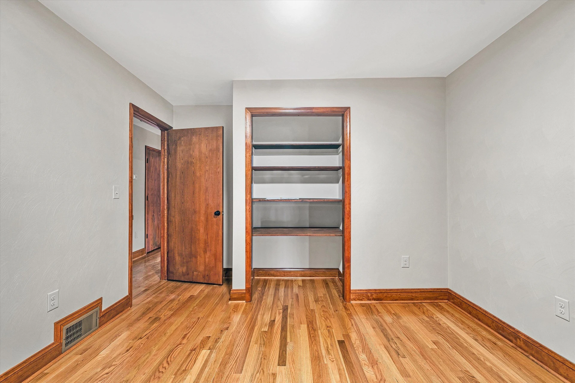 79 Holcombe AVE - Photo 20