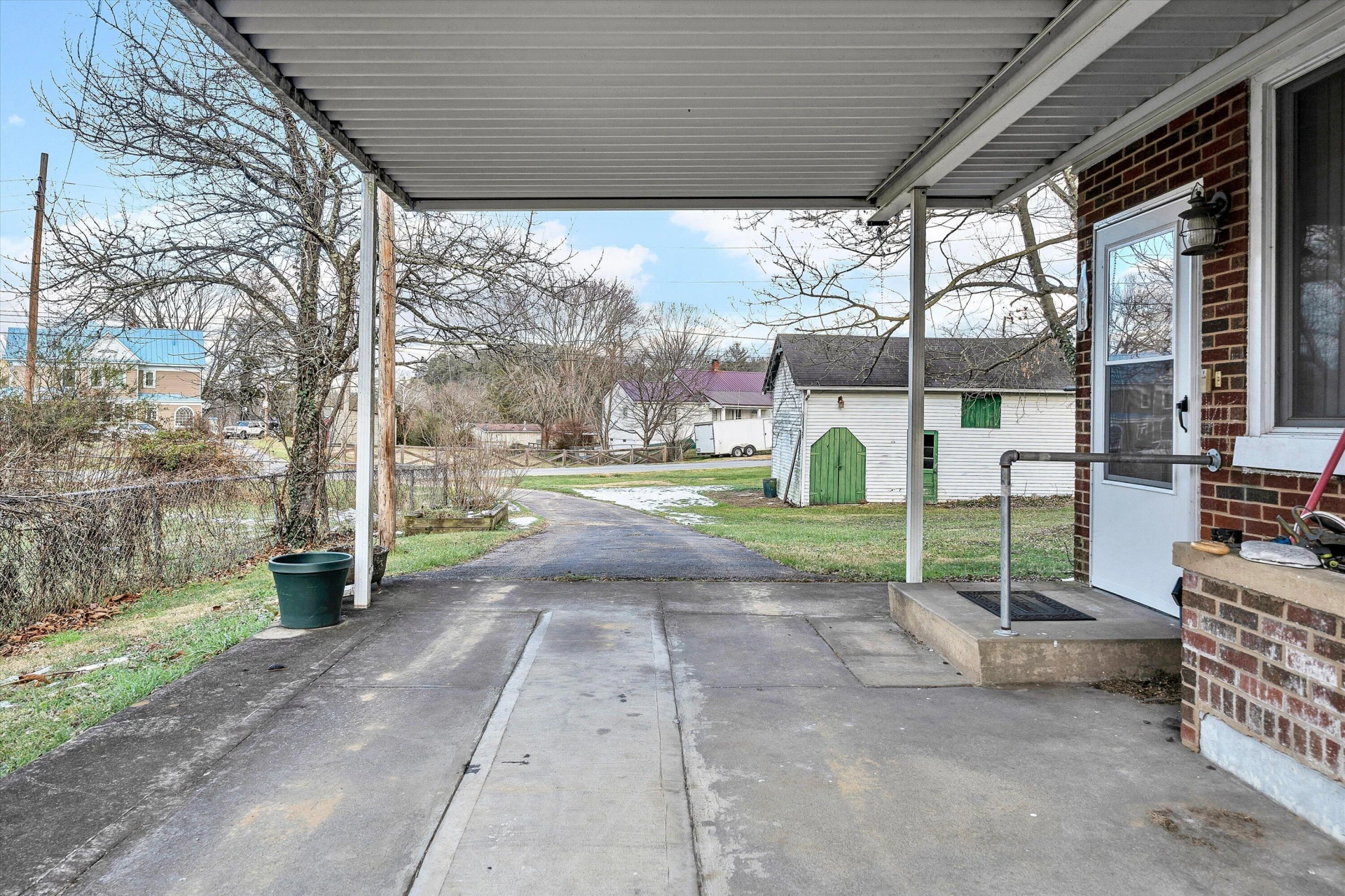 79 Holcombe AVE - Photo 27
