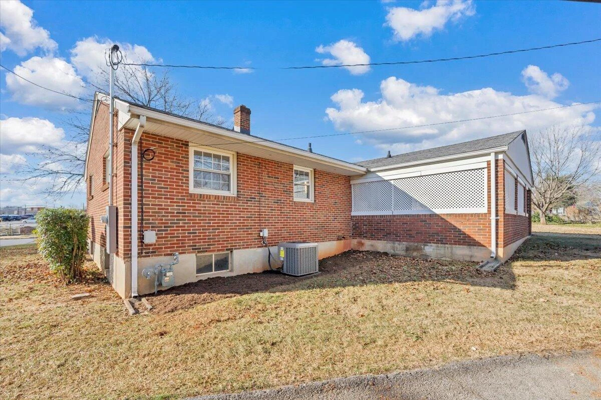 3302 Frontier RD - Photo 4