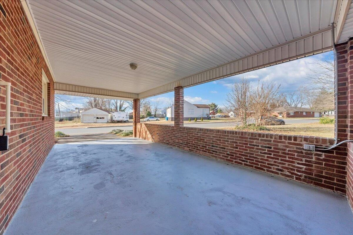 3302 Frontier RD - Photo 6