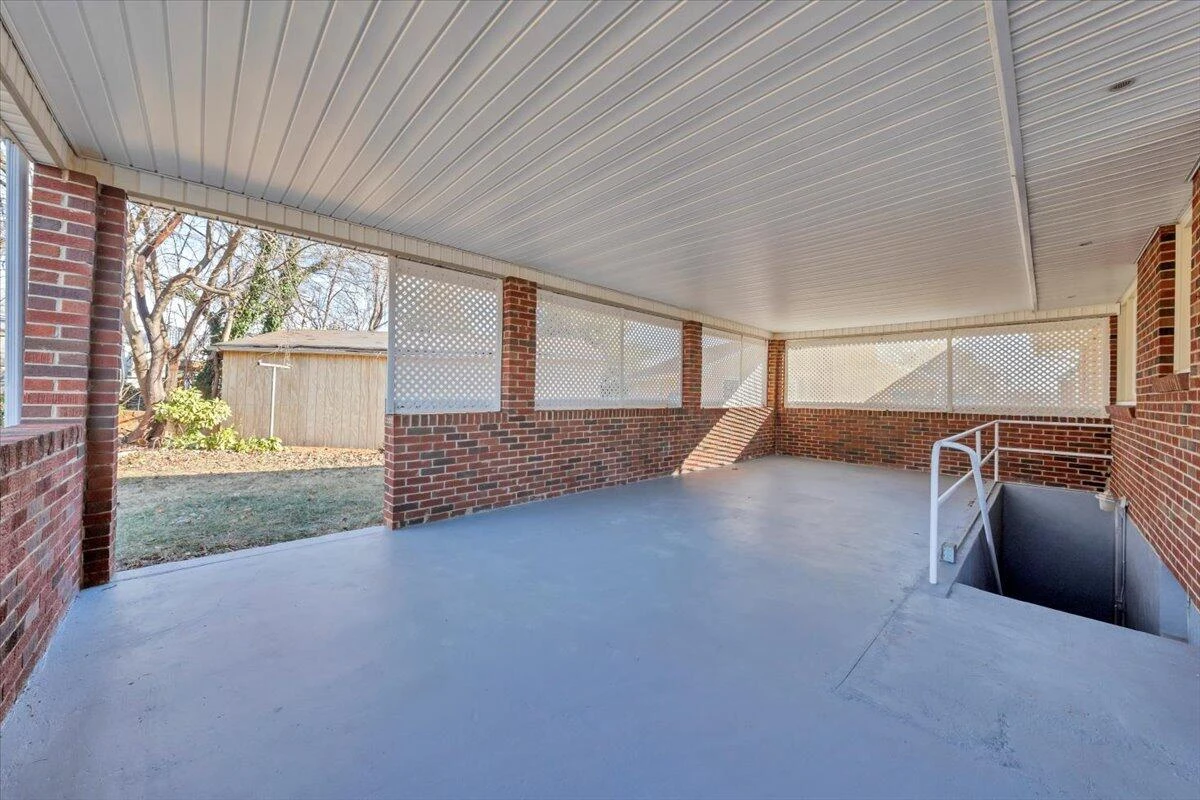 3302 Frontier RD - Photo 7