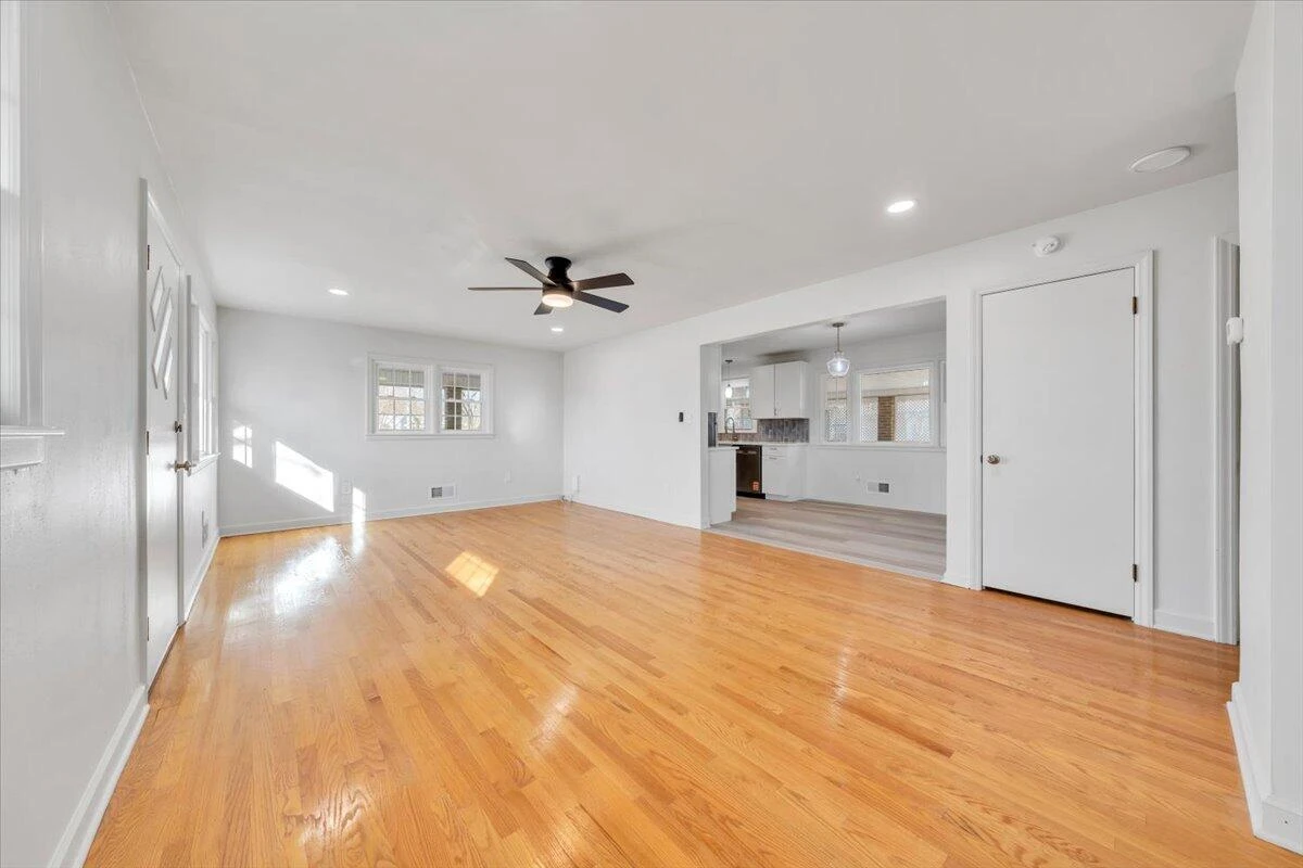 3302 Frontier RD - Photo 9