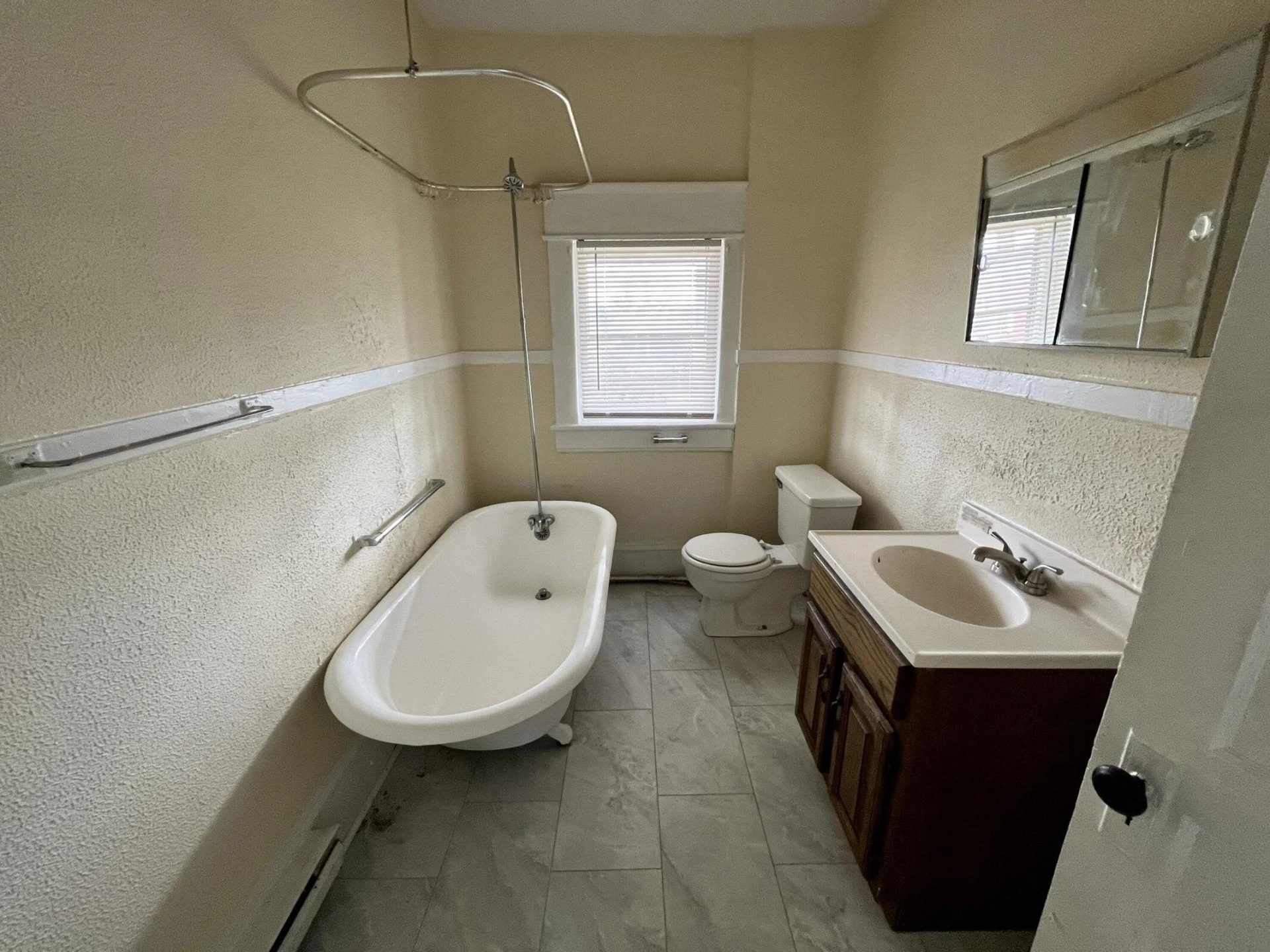 1202 MELROSE AVE - Photo 11