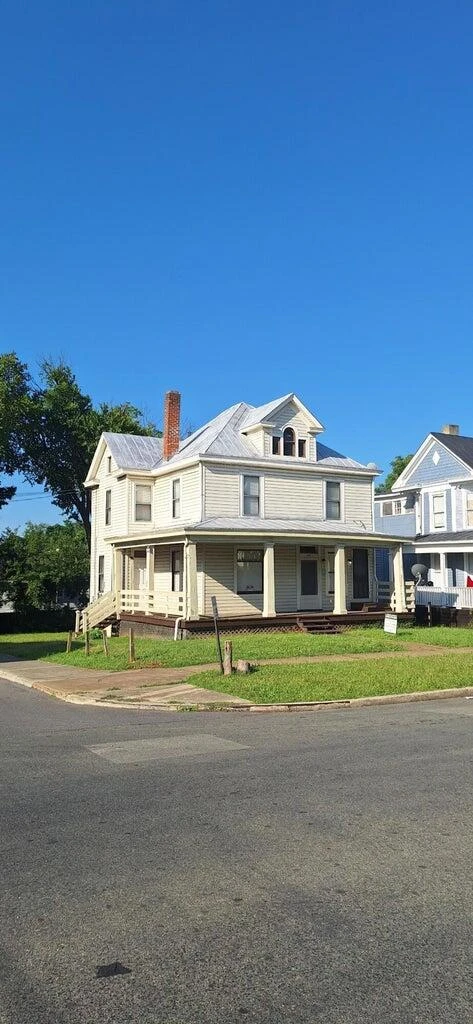 1202 MELROSE AVE - Photo 2