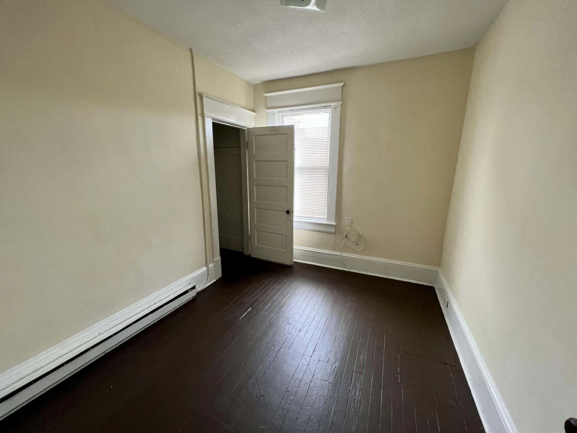 1202 MELROSE AVE - Photo 7