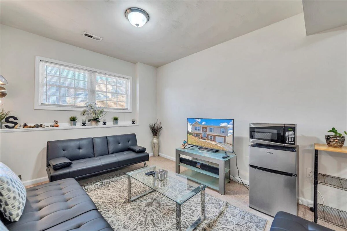 317 Timothy LN - Photo 30
