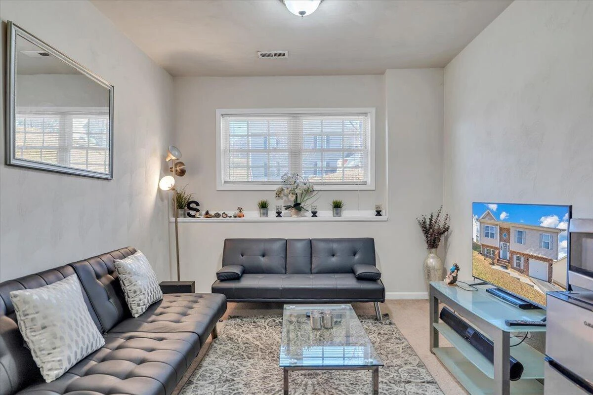 317 Timothy LN - Photo 31