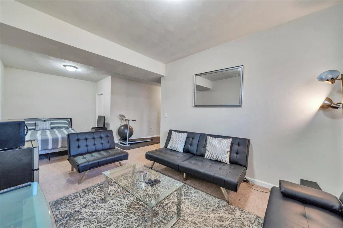 317 Timothy LN - Photo 33