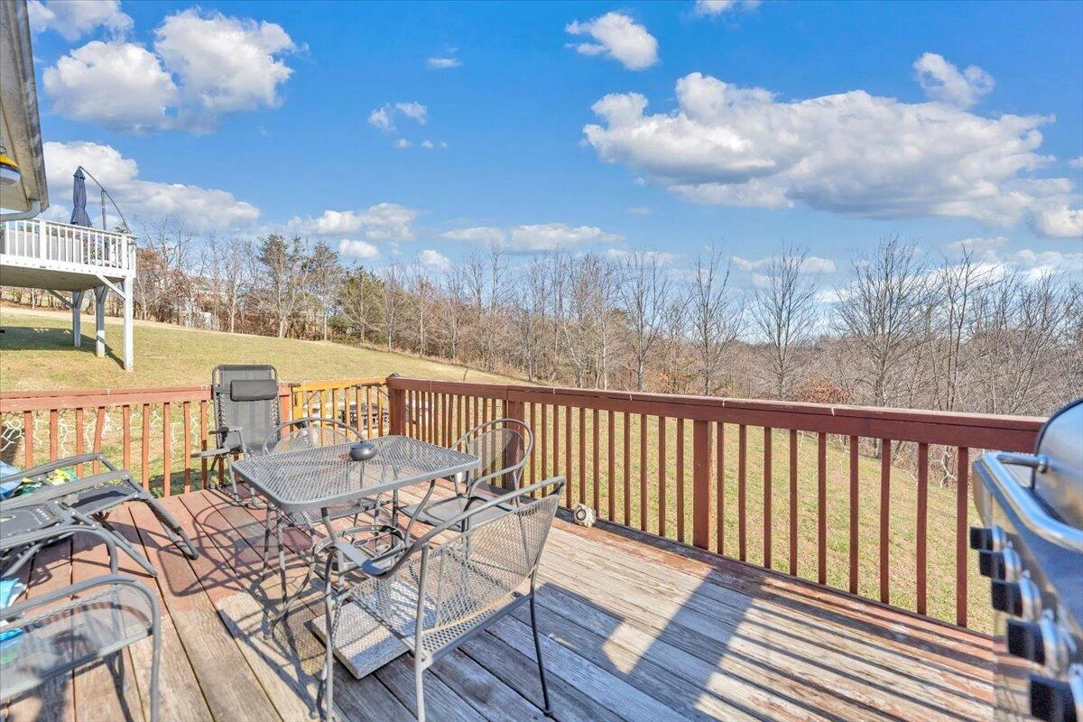 317 Timothy LN - Photo 44