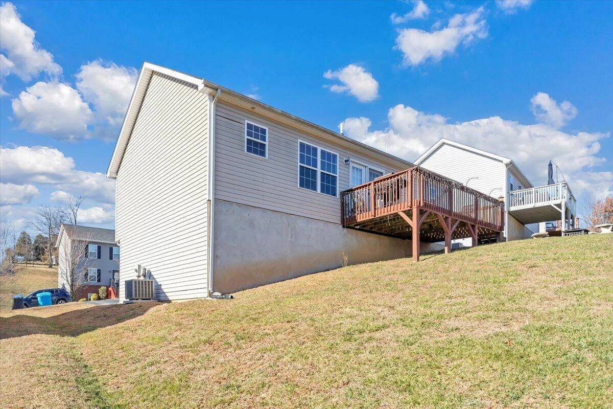 317 Timothy LN - Photo 48