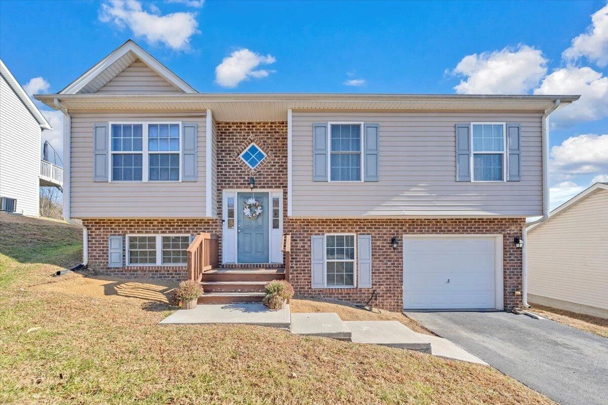 317 Timothy LN - Photo 8