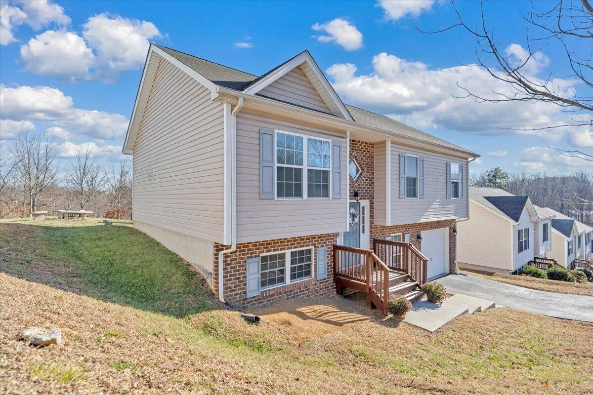 317 Timothy LN - Photo 54