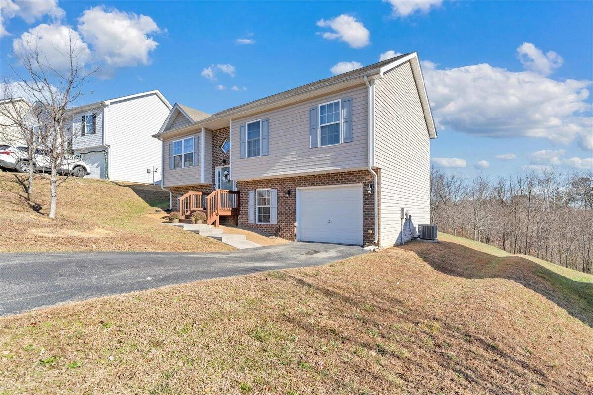 317 Timothy LN - Photo 56