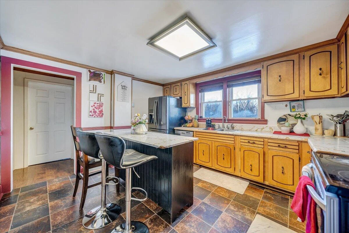 2412 Quarterwood RD - Photo 17