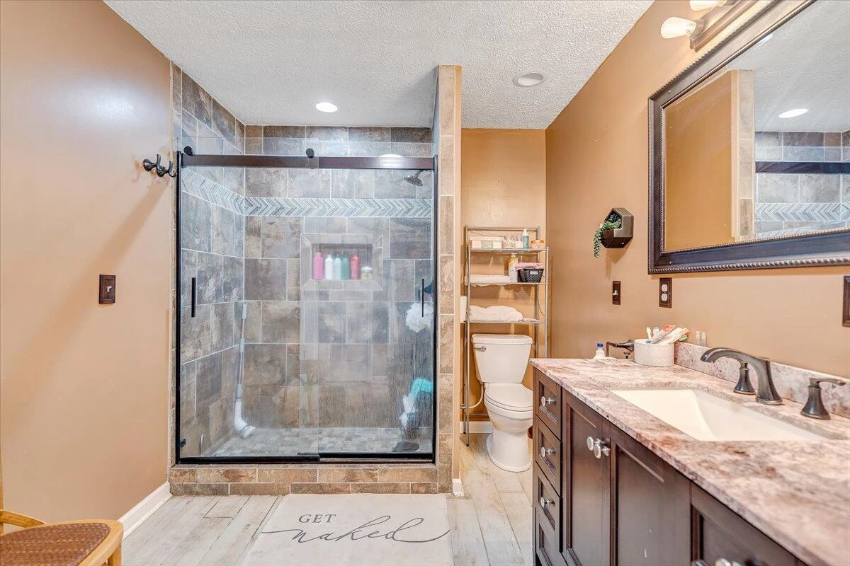 2412 Quarterwood RD - Photo 26
