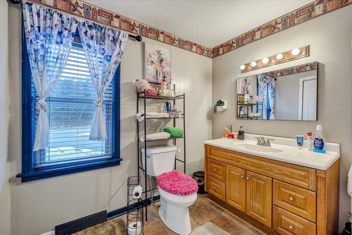2412 Quarterwood RD - Photo 30