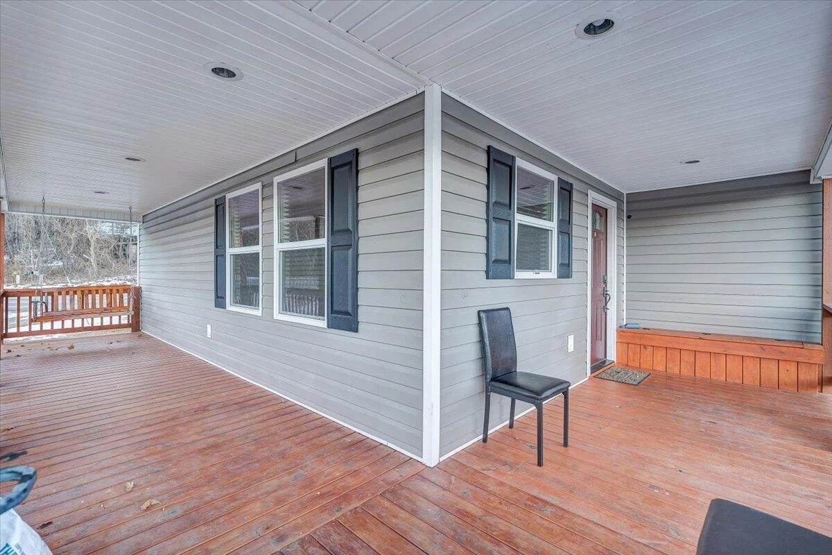 2412 Quarterwood RD - Photo 11