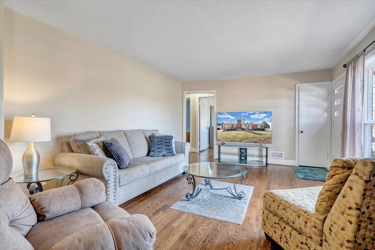 3808 Cove RD - Photo 13