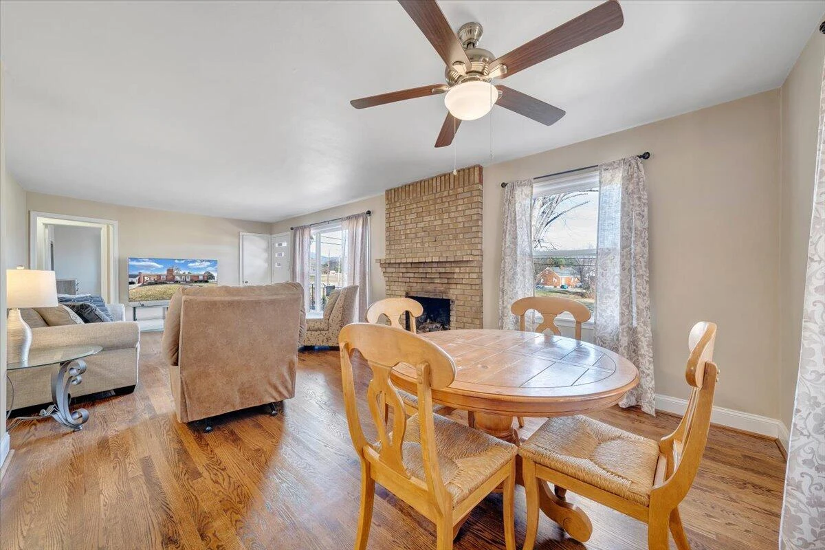 3808 Cove RD - Photo 14