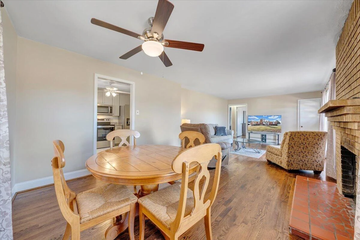 3808 Cove RD - Photo 15