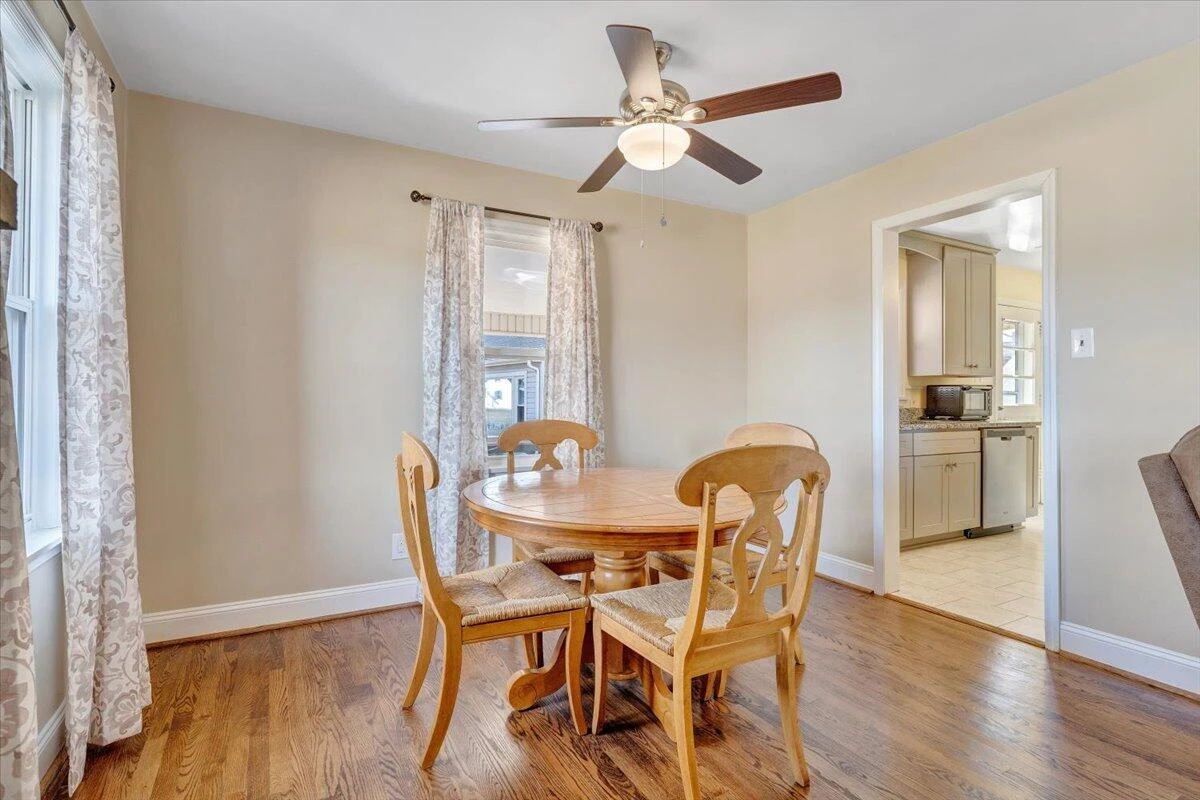 3808 Cove RD - Photo 16