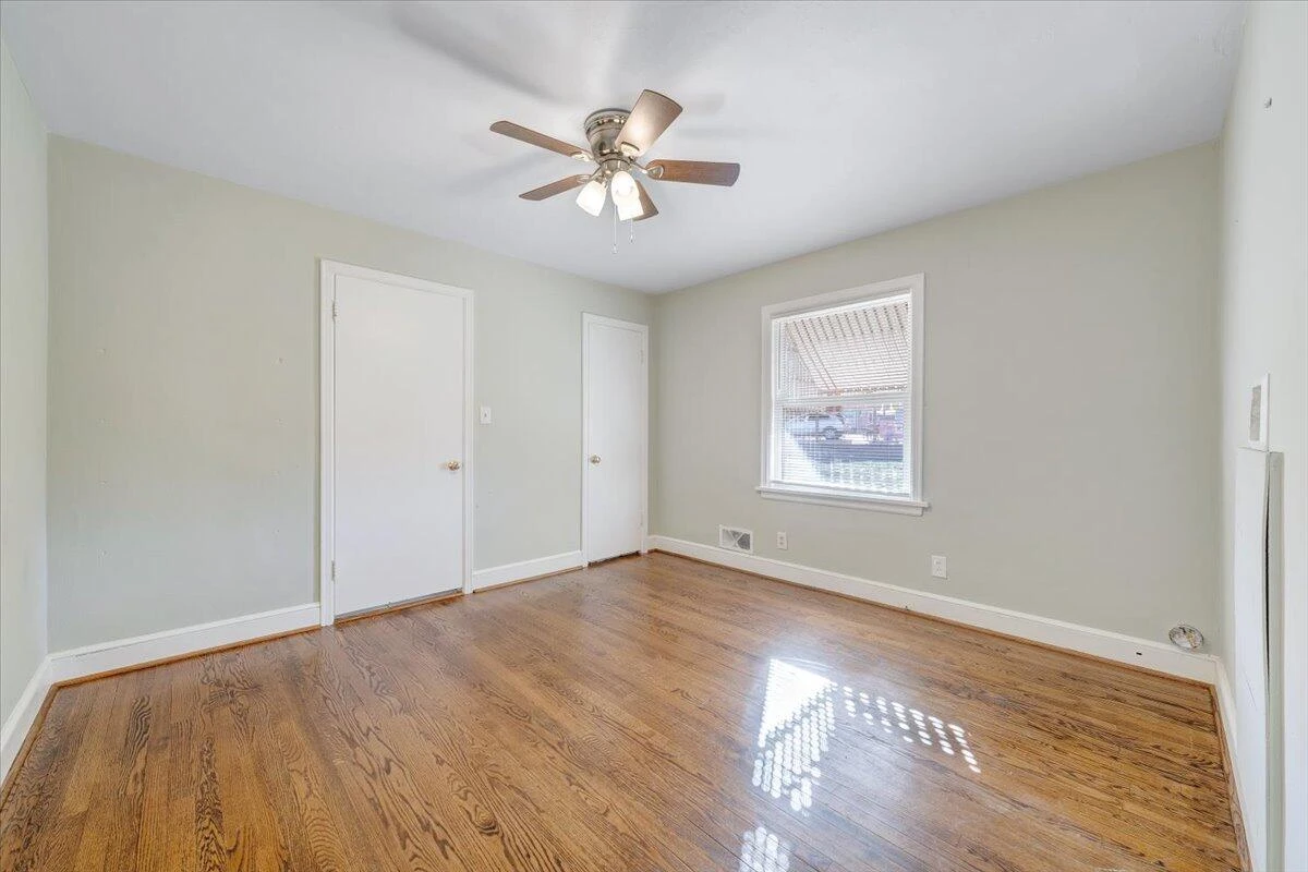 3808 Cove RD - Photo 23