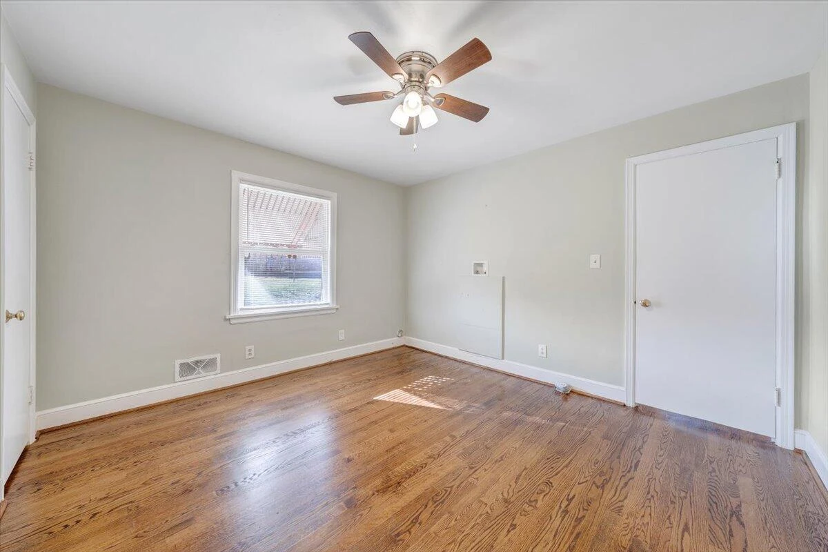 3808 Cove RD - Photo 24